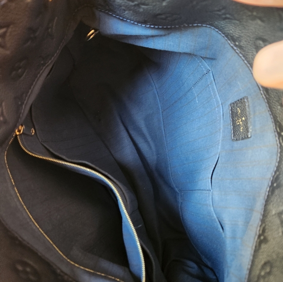 Louis Vuitton Artsy - Picture 10 of 10